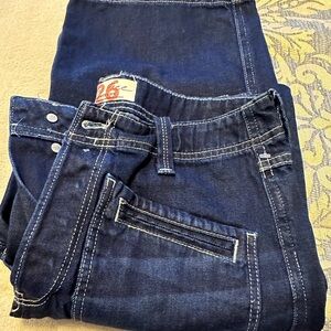 NWT (Free People) We the Free beautiful stylish blue jeans